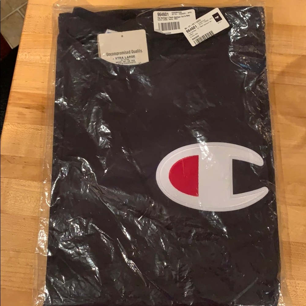 Champion t-shirt